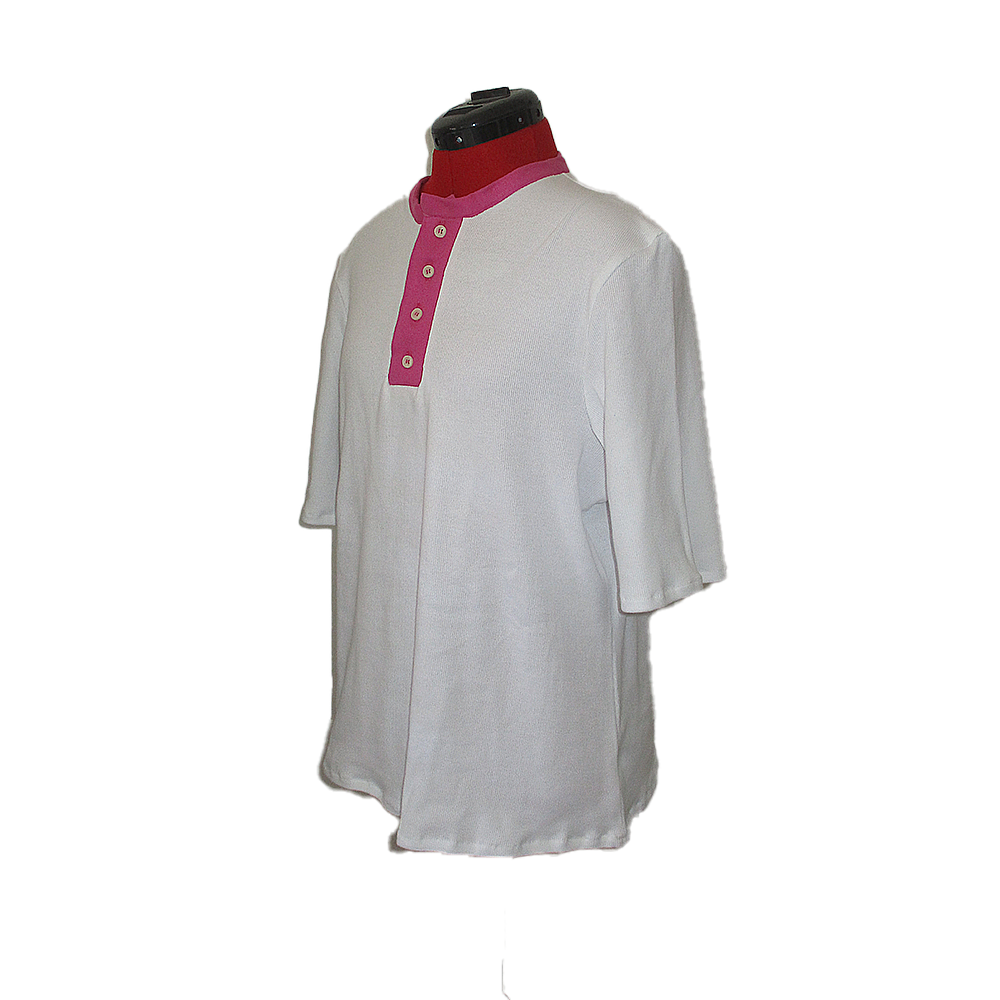 Shirt with buttons on the front